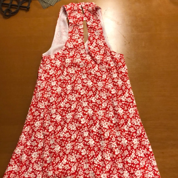 Dress - Picture 2 of 4